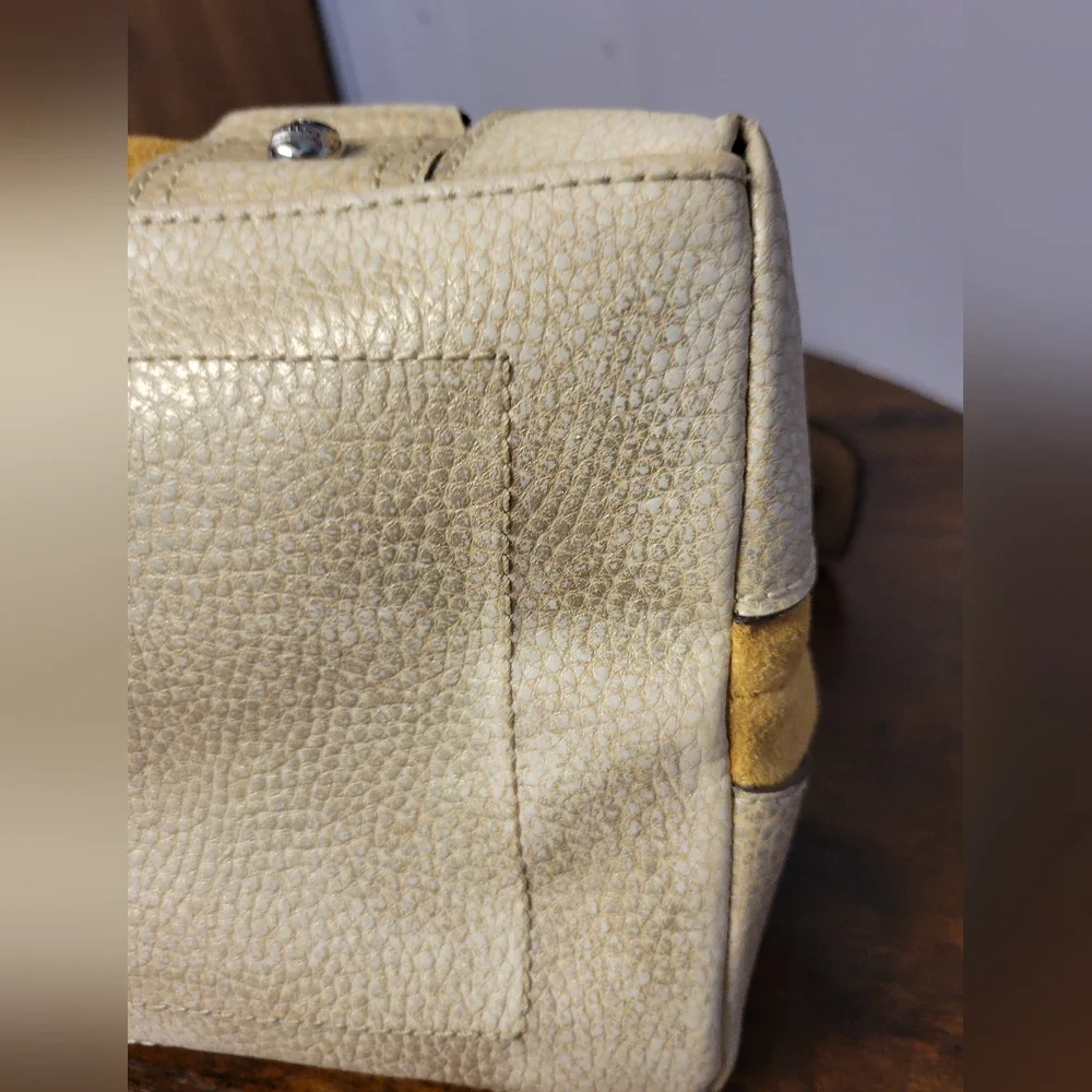 Kathy Van Zeeland shoulder Bag silver tone hardware-yellow